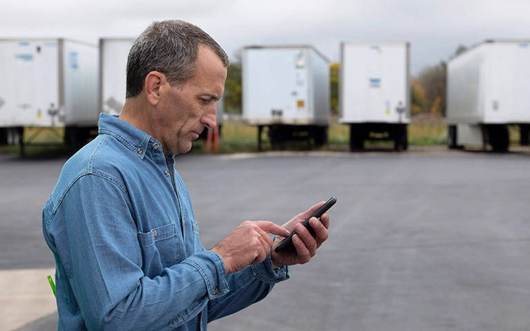 Fleet Manager Checking Notification